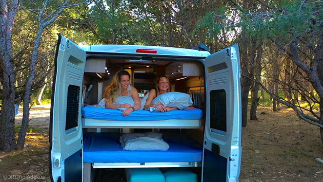 Un van tout confort pour des vacances SUP de rêve en Catalogne