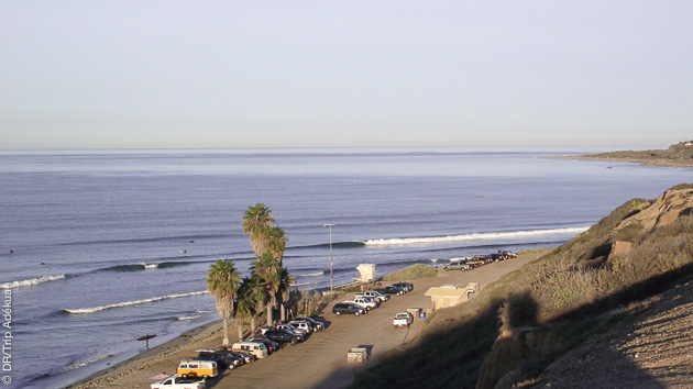 Des vagues idéales pour les débutants et les confirmés pour progresser en SUP surf à San Clemente